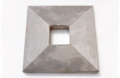 Krycí deska betonová 550 x 550mm, díra 150x150mm